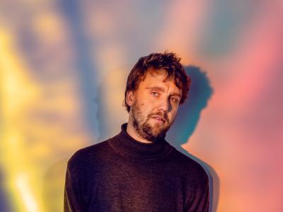 Foto af forfatter Malte Tellerup, taget af fotograf Sara Galbiati